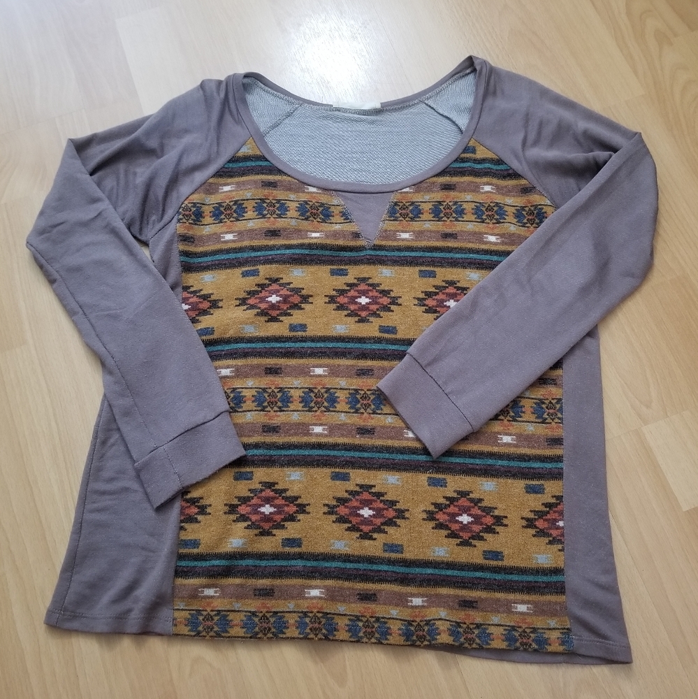 Ezra | Christos Graphic Print Raglan Knit Top